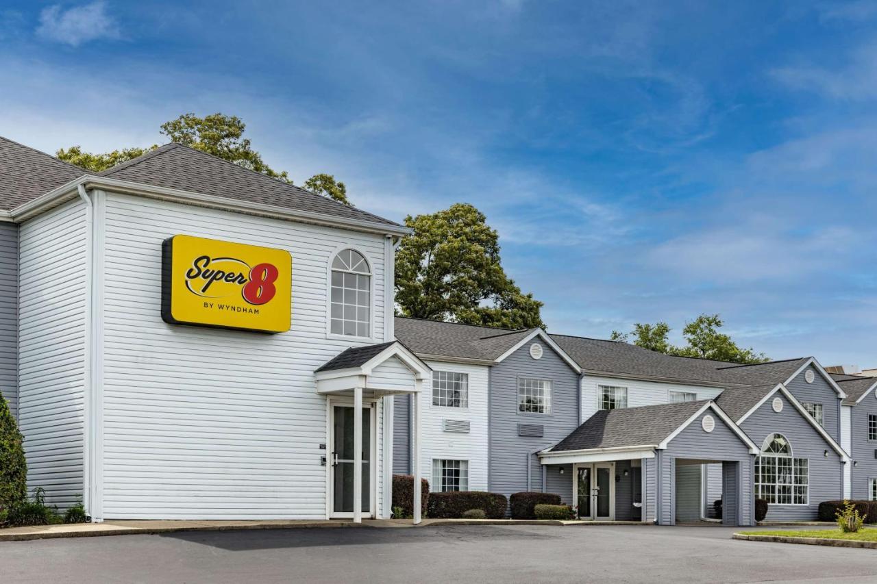 Super 8 By Wyndham Pensacola Hotel Exterior photo